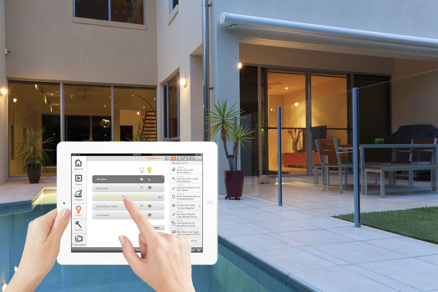 The Essential Features of a Smart Home Security System